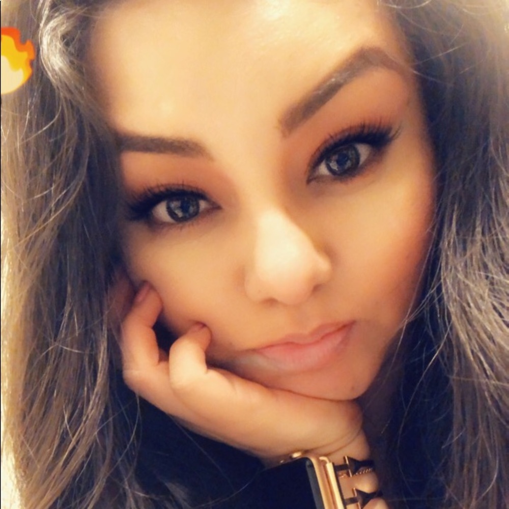 Meet your Posher, Flor